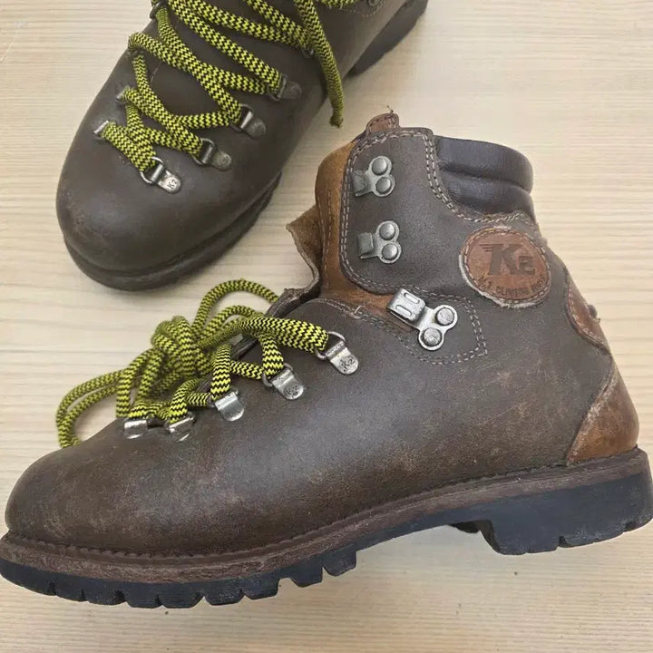 [BUNJANG] K2 Vintage Full Grain Leather Hiking Boots 260mm / K2 통가죽 빈티지 등산화 260