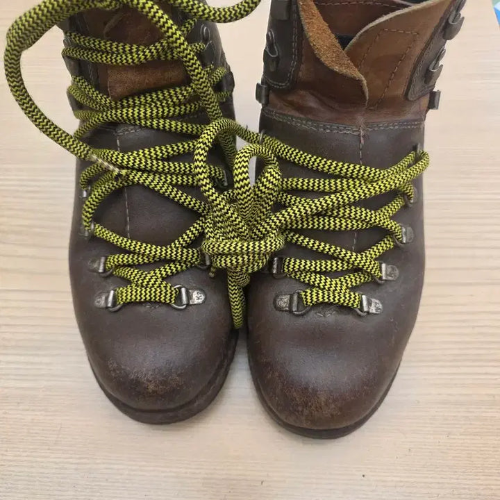 [BUNJANG] K2 Vintage Full Grain Leather Hiking Boots 260mm / K2 통가죽 빈티지 등산화 260