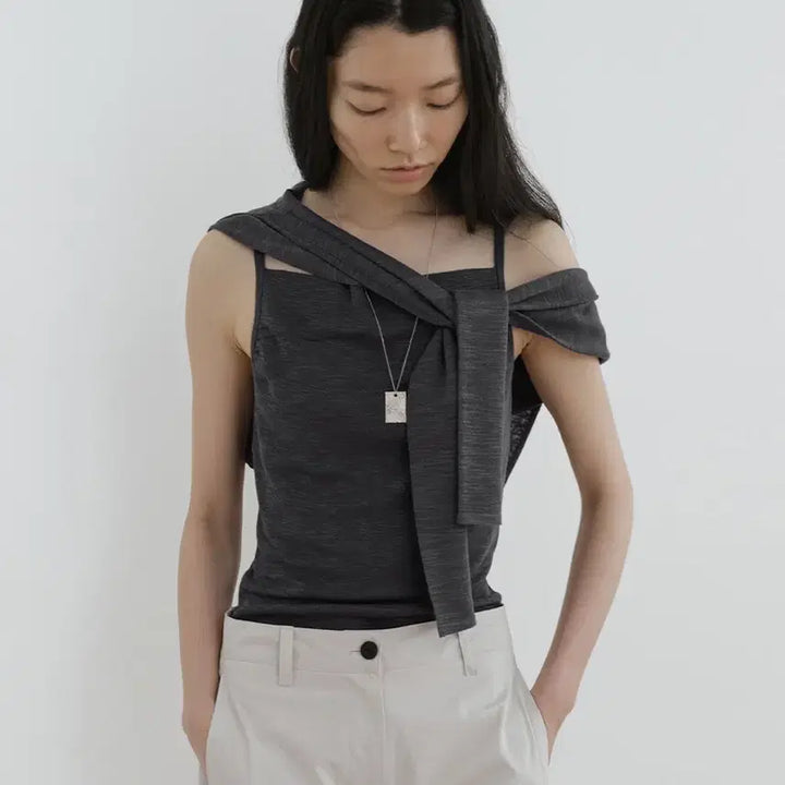 [BUNJANG] Lowtide Knit Sleeveless Cardigan Set-up Charcoal / (새상품) 로우타이드 니트 슬리브리스 가디건 셋업 차콜