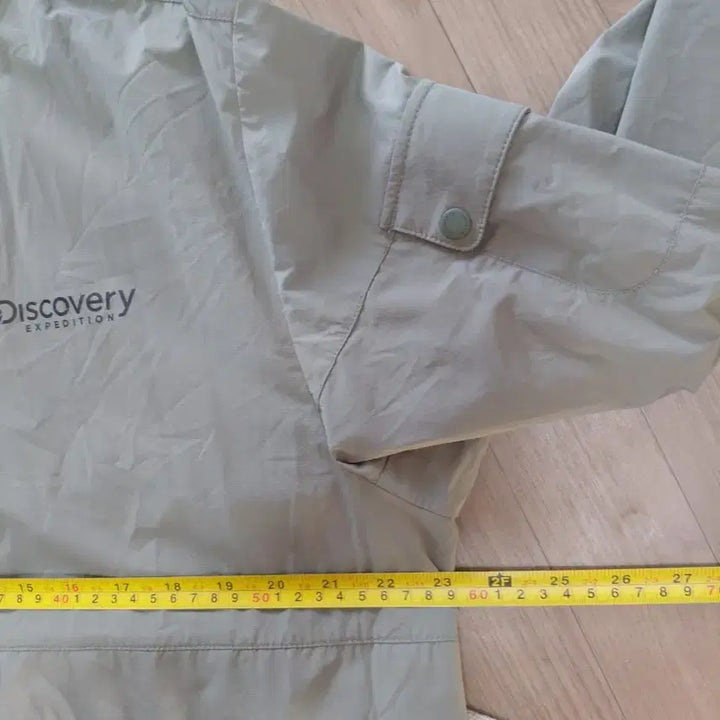 [BUNJANG] National Geographic T-Shirt / 내셔널지오그래픽티셔츠 100