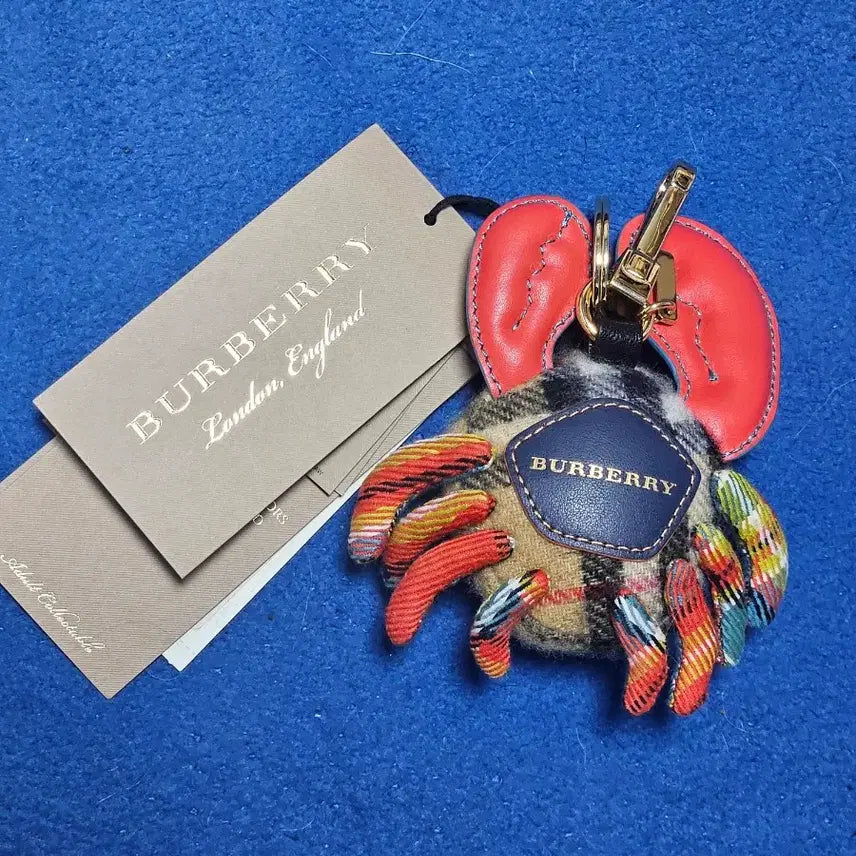 [SOLD OUT] (새상품)버버리 정품 키링 백참