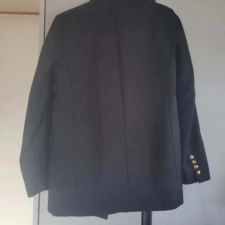 [BUNJANG] Zara Gold Button Black Blazer / 자라 금장 버튼 블랙 블레이저