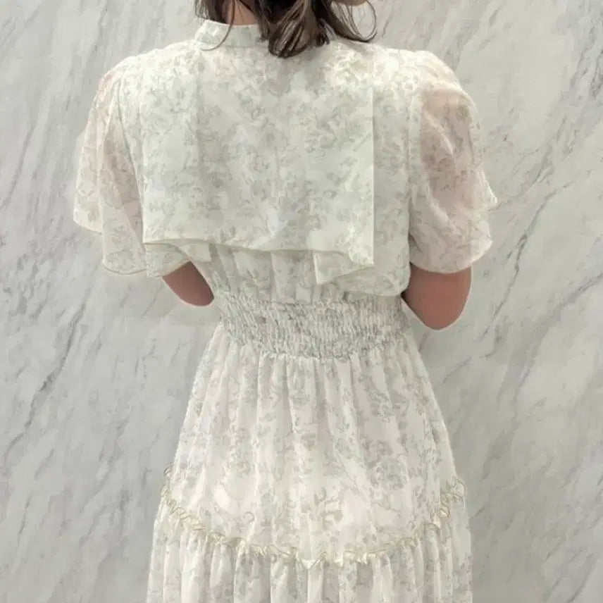 [SOLD OUT] dazzlin다즐린 케이프 롱 플라워 원피스 양산형버블즈스나이델계로지타