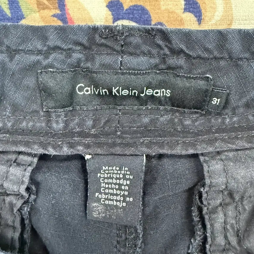 [BUNJANG] Calvin Klein Cotton Ripstop Cargo Shorts Black / (31)캘빈클라인 Calvinklein 코튼 립스탑 카고반바지(블랙)