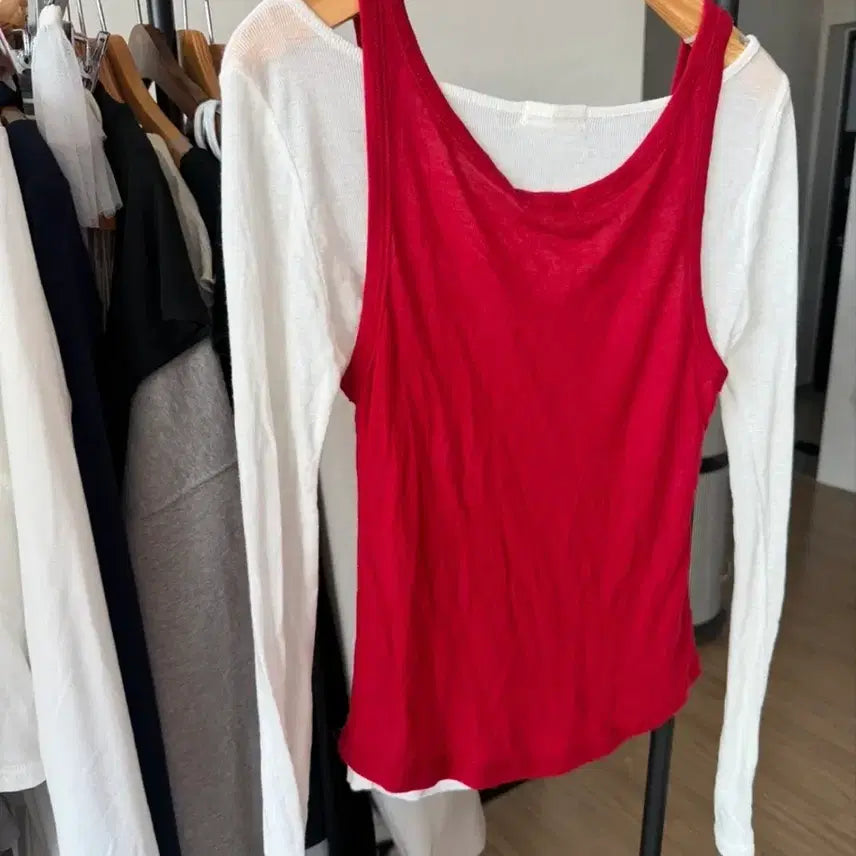 [BUNJANG] Red Bustier and Long Sleeve Layered Set / 레이어드 롱슬리브 + 레드 뷔스티에 세트