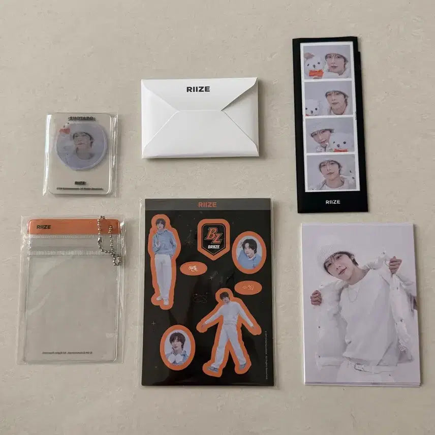 [BUNJANG] 라이즈 멤버쉽 키트 (새상품) / 라이즈 멤버쉽 키트 (새상품)+라이즈공식포카 1장(승ㅎ아닙니다)