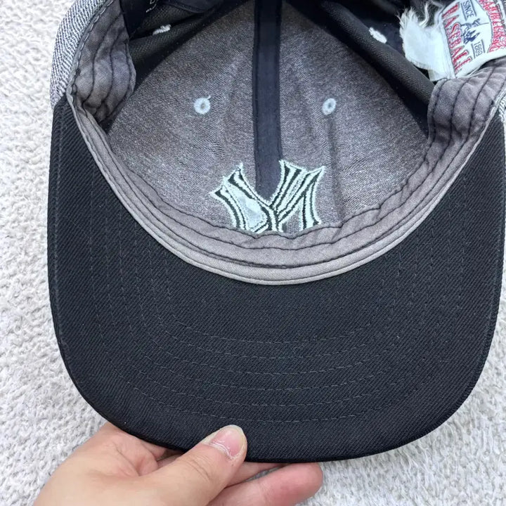 [BUNJANG] MLB New York Yankees Logo Color Block Baseball Cap / F MLB 뉴욕양키스 로고 배색 볼캡 0424E