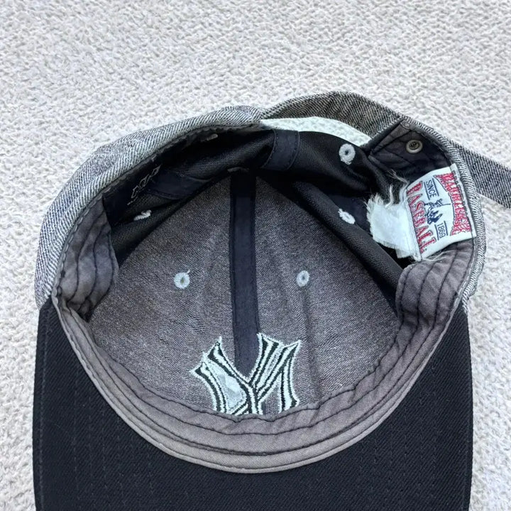 [BUNJANG] MLB New York Yankees Logo Color Block Baseball Cap / F MLB 뉴욕양키스 로고 배색 볼캡 0424E