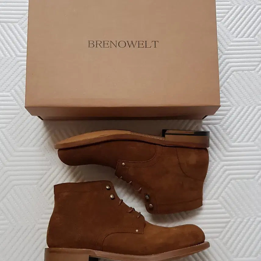 [BUNJANG] Breno Welt Goodyear Welted Suede Boots / [260] 브레노웰트 굿이어웰트 스웨이드 부츠 팝니다.