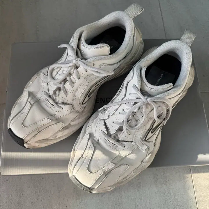 [BUNJANG] Balenciaga Monday Sneakers White / [43] 발렌시아가 먼데이 스니커즈 화이트