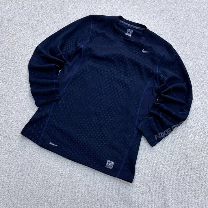 [BUNJANG] Nike Pro Dri-FIT Long Sleeve T-Shirt / L 나이키 프로 드라이핏 긴팔 티셔츠 0424E