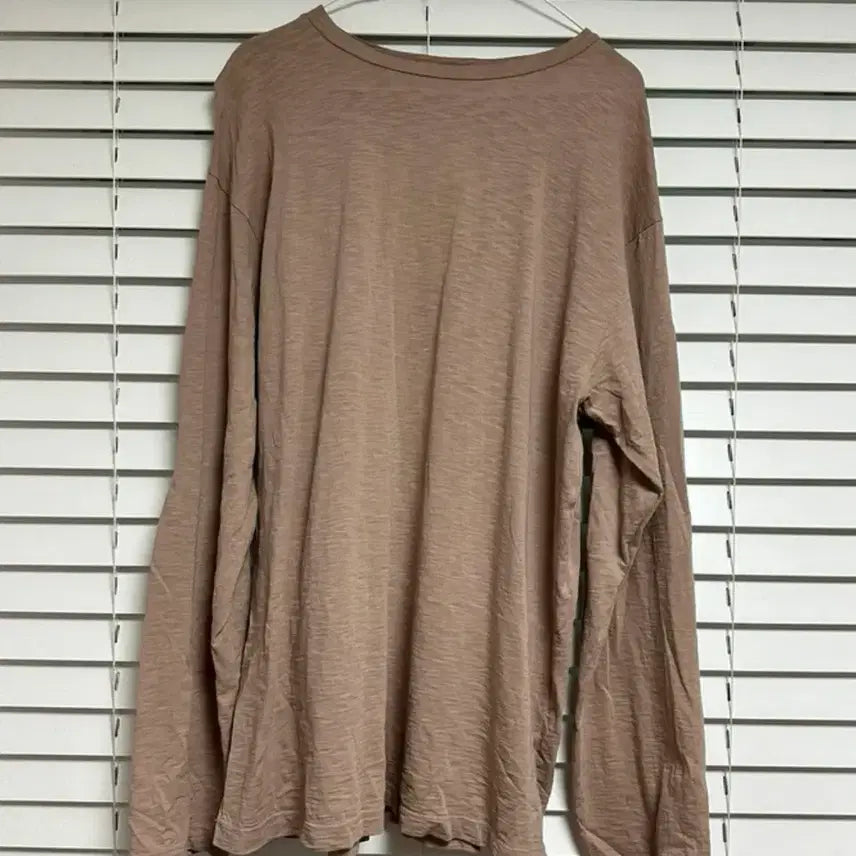 [BUNJANG] Back Slit Long Sleeve T-Shirt Beige / 뒷트임 긴팔 티셔츠 베이지