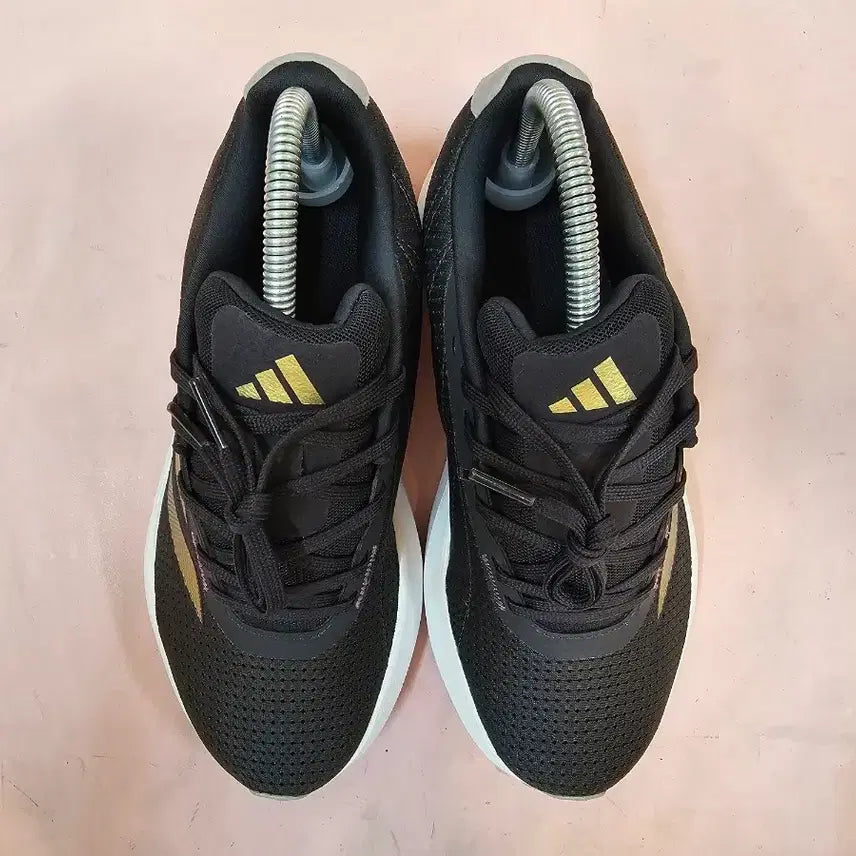 [SOLD OUT] 아디다스 여성 런닝화 운동화 235