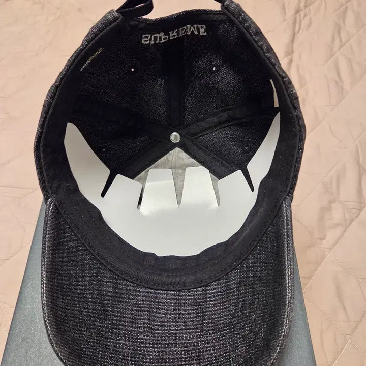 [BUNJANG] Supreme Cordura Denim Small Box 6-Panel Cap / 슈프림 코듀라 데님 스몰 박스 6-패널 블랙