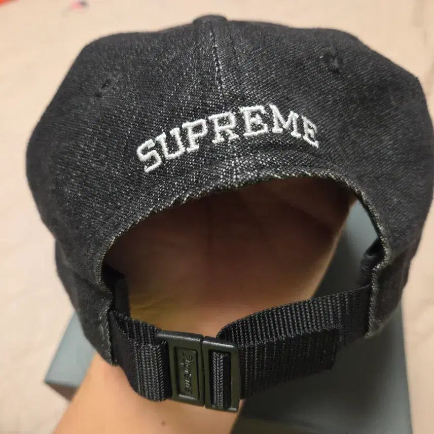 [BUNJANG] Supreme Cordura Denim Small Box 6-Panel Cap / 슈프림 코듀라 데님 스몰 박스 6-패널 블랙