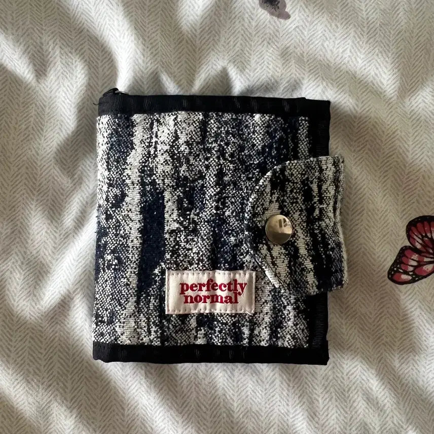 [BUNJANG] Handmade Knitted Bifold Wallet / 핸드메이드 지갑