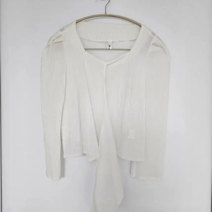 [BUNJANG] Wrap Blouse - Beige, White, Black / 랩 블라우스 (진베이지,화이트,블랙)