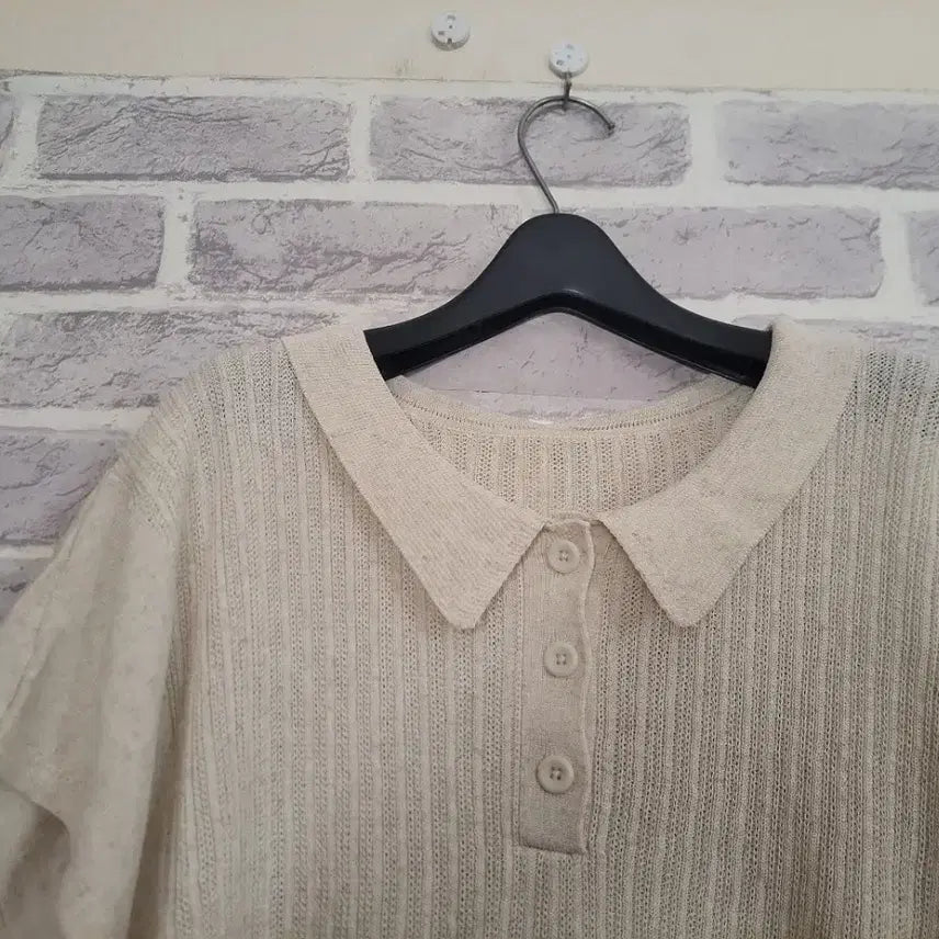 [BUNJANG] Attitude Ivory Short Sleeve Knit Polo Shirt / 앤니튜드 아이보리 반팔 카라넥 니트88/알뜰한여우