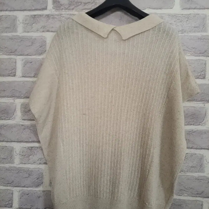 [BUNJANG] Attitude Ivory Short Sleeve Knit Polo Shirt / 앤니튜드 아이보리 반팔 카라넥 니트88/알뜰한여우