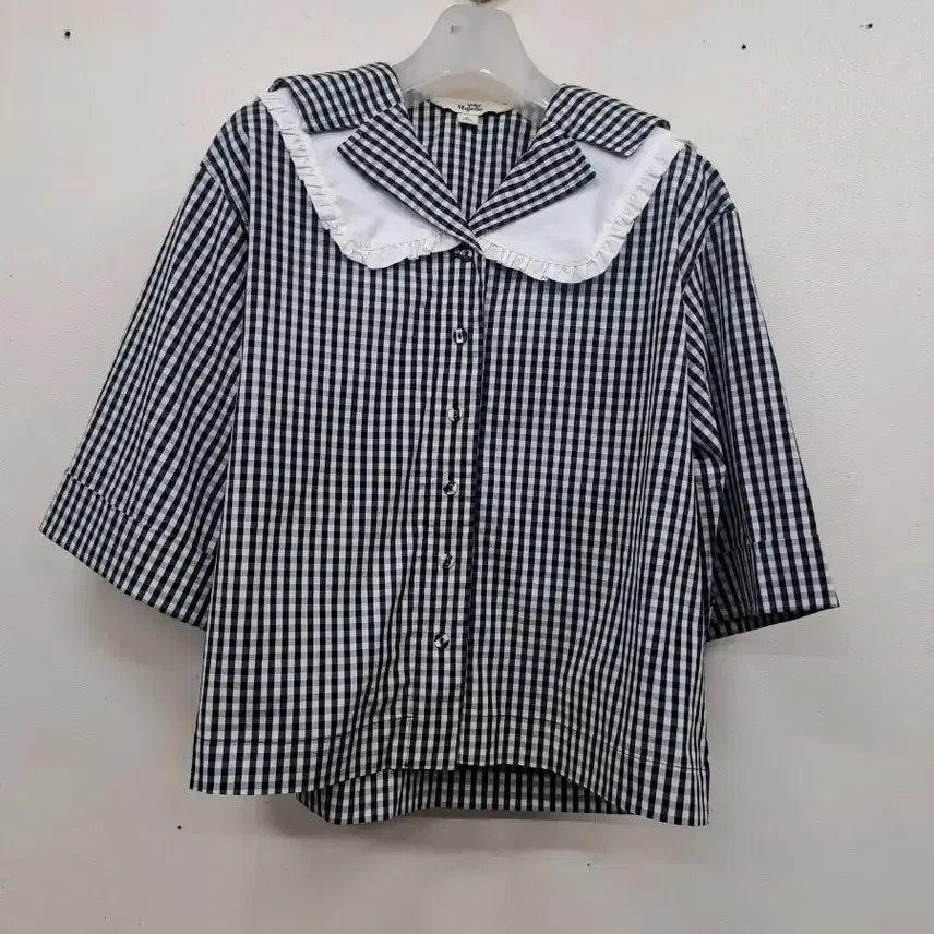 [BUNJANG] Molieaj Gingham Check Shirt with White Lace Detail / Molieaj첵크 귀욤셔츠/구55