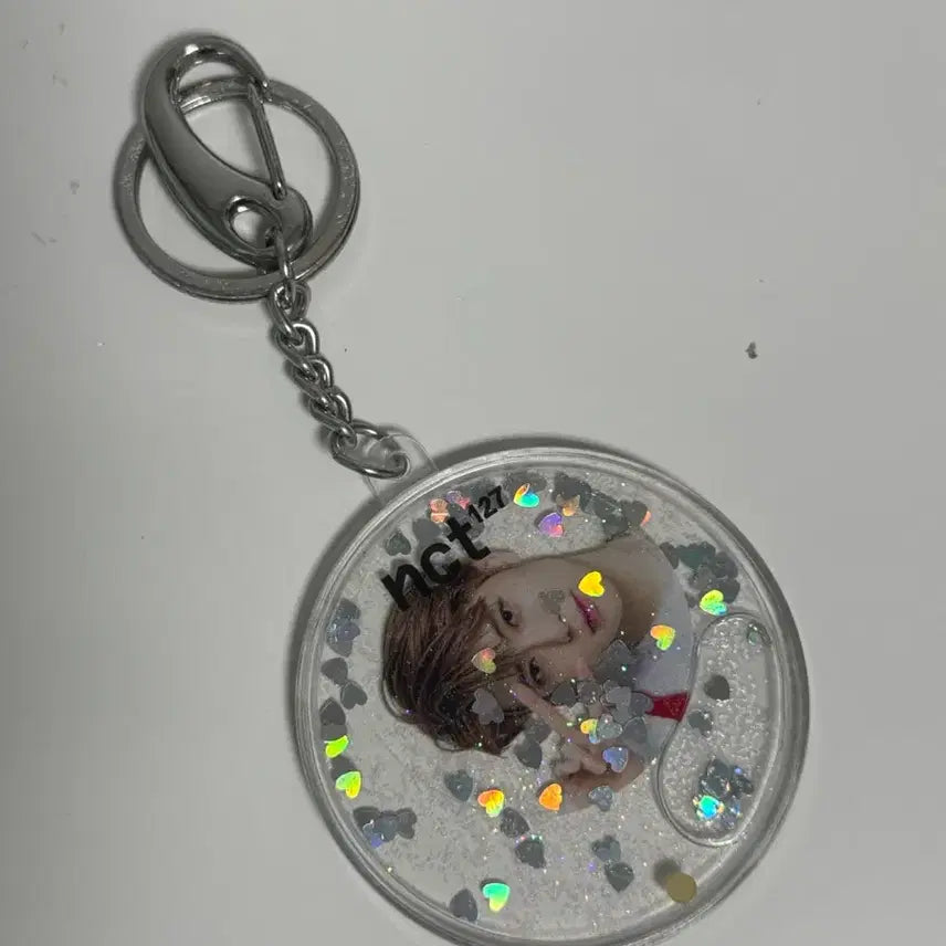 [BUNJANG] NCT Jaehyun 2019 Neo City Glitter Keyring / 엔시티 재현 2019 네오시티 글리터 키링 양도합니다