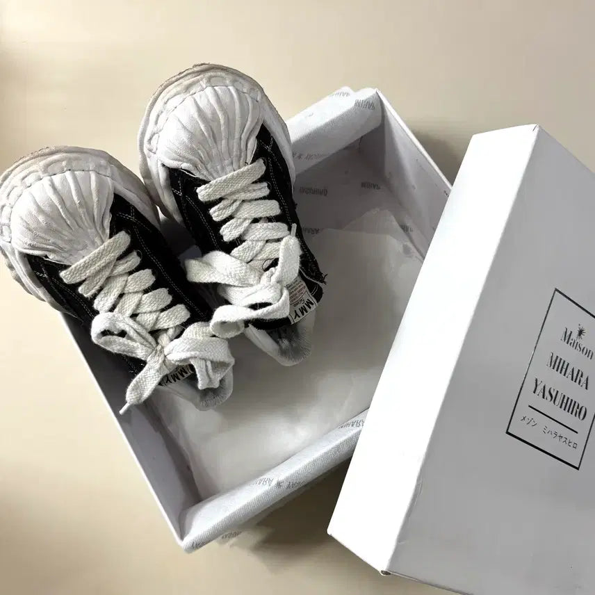 [BUNJANG] Maison Mihara Yasuhiro Blakey Sneakers Size 42 / [42/당일출고]메종 미하라 야스히로 블레이키 스니커즈