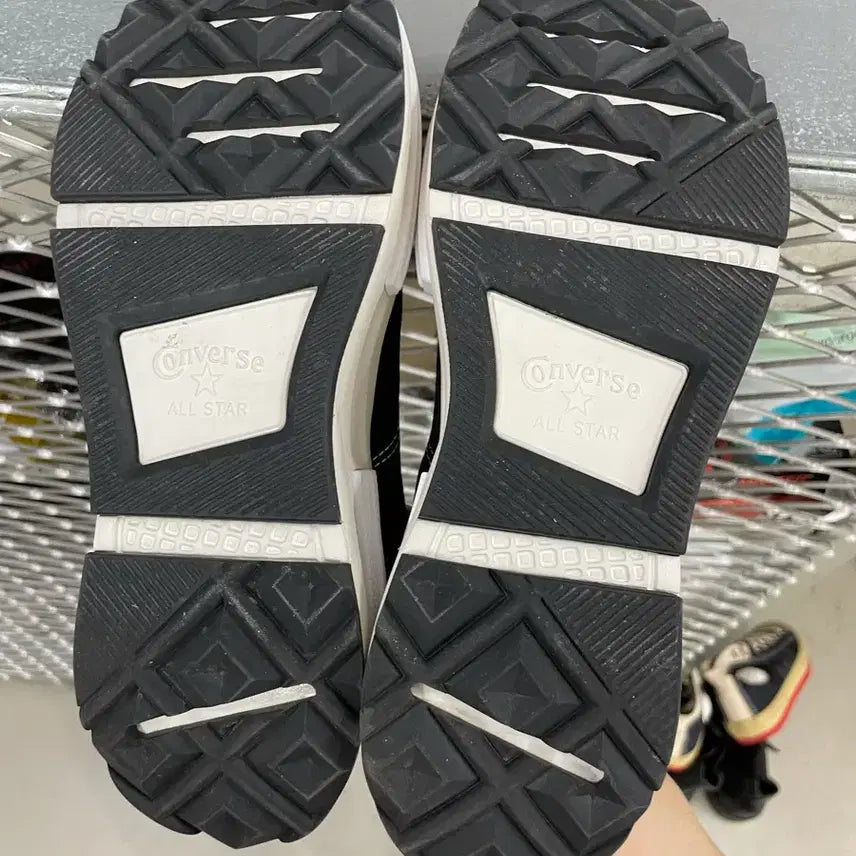 [BUNJANG] Converse Run Star Legacy Comfort Black Sneakers / 컨버스 런스타 레거시 컴포트 블랙 240 (gr-4668)