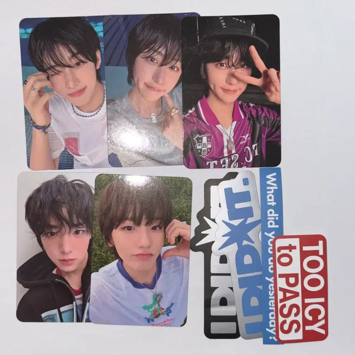 [BUNJANG] iDeaT Fancon Bundle Set: Photocard, Masking Tape, Badge, Album, Sticker / 아이딧 팬콘 입장 포카 마테 뱃지 앨범 스티커