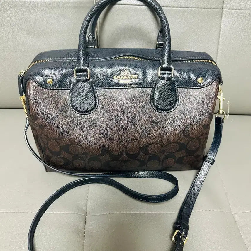 [BUNJANG] Coach Leather Tote Bag / 코치가방