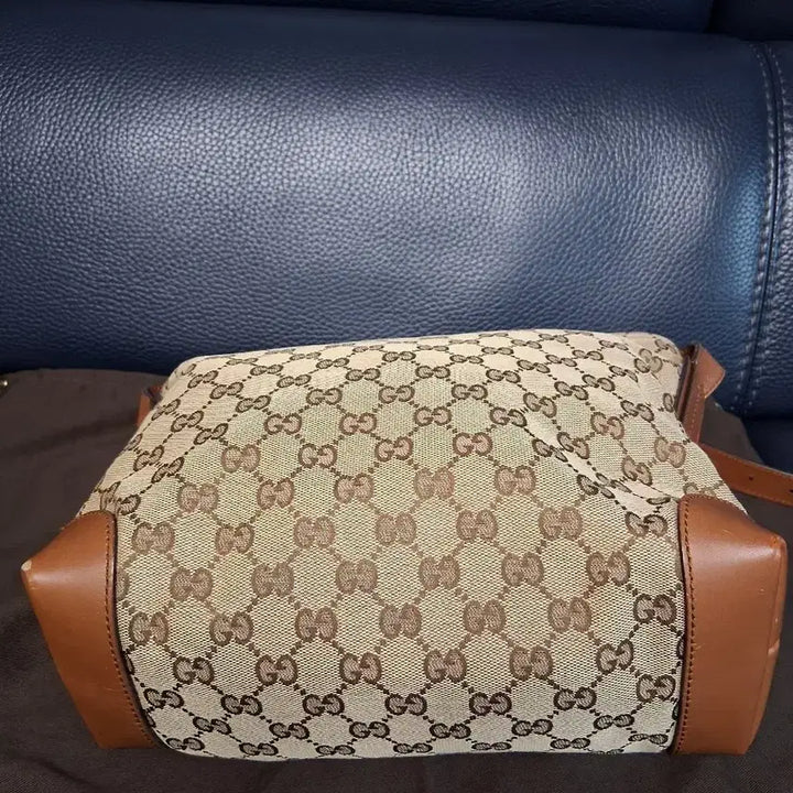 [BUNJANG] Gucci GG Jacquard Brown Crossbody Bag / GUCCI구찌 GG로고 자가드 브라운 크로스