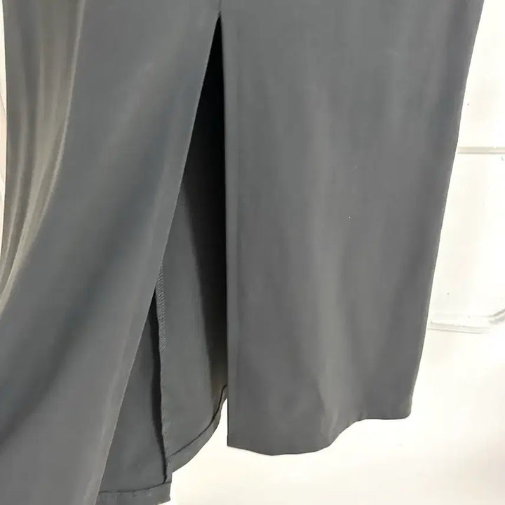 [BUNJANG] Differentis Sleeveless Half-Zip Dress (Size 8) / 새상품) 디퍼런티스 민소매 반집업 원피스 8