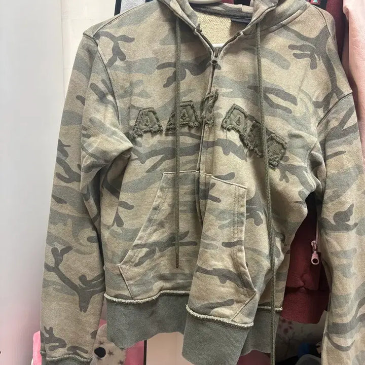 [BUNJANG] AAKAM Camo Logo Zip-up Hoodie Khaki / AAKAM 아캄 카모 로고 집업후드 카키