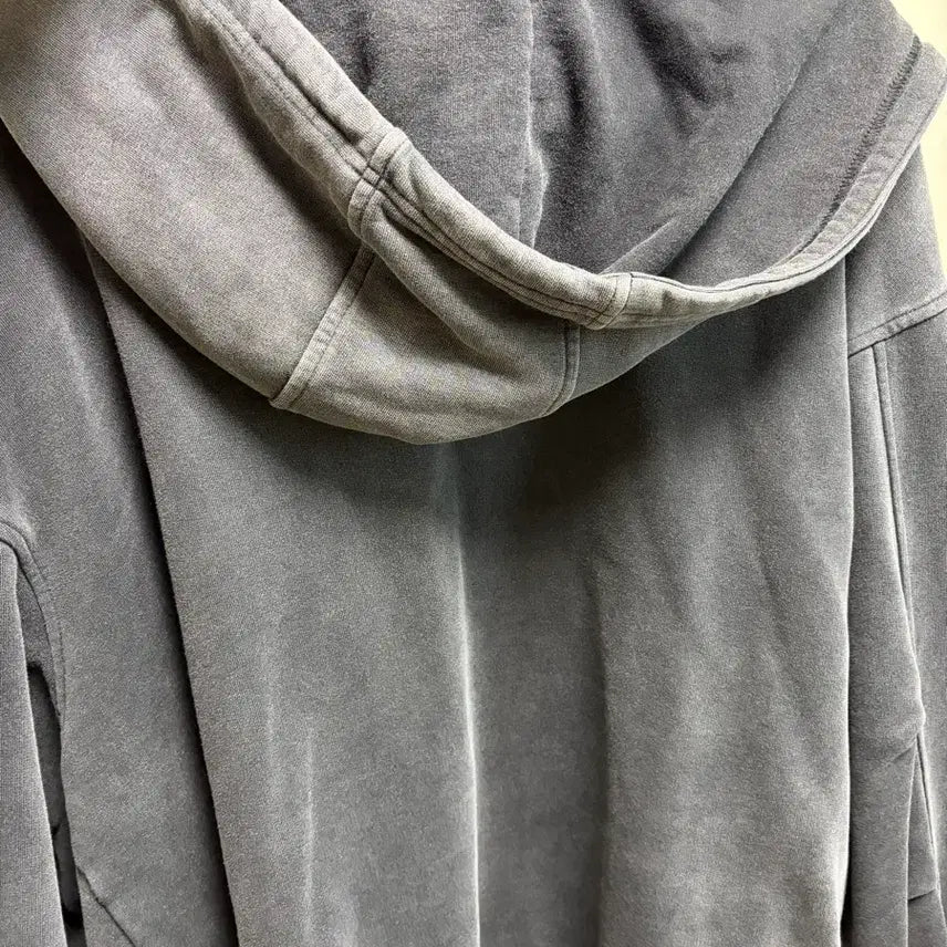 [BUNJANG] Dimitri Black Hoodie Zip-up / 디미트리 블랙 후드집업