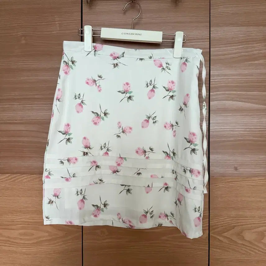 [BUNJANG] Bose Flower Skirt / 플라워 스커트