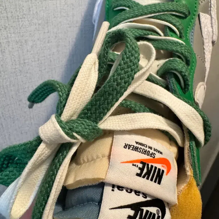 [BUNJANG] Nike Sacai Blazer Low Green Gray Sneakers / 나이키 사카이 블레이저 로우 그린 그레이 스니커즈