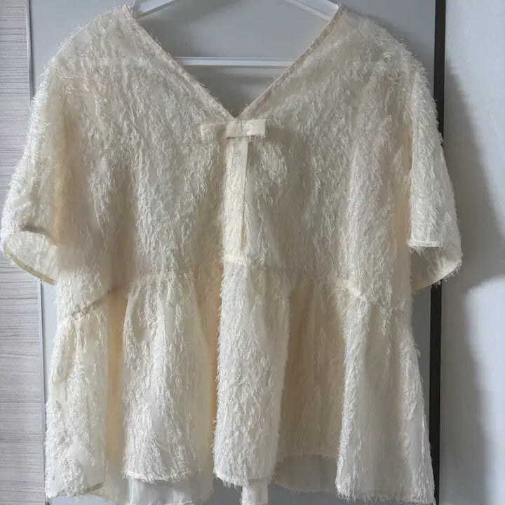 [BUNJANG] Lautre Ette Ribbon Blouse / 로트르드민 블라우스
