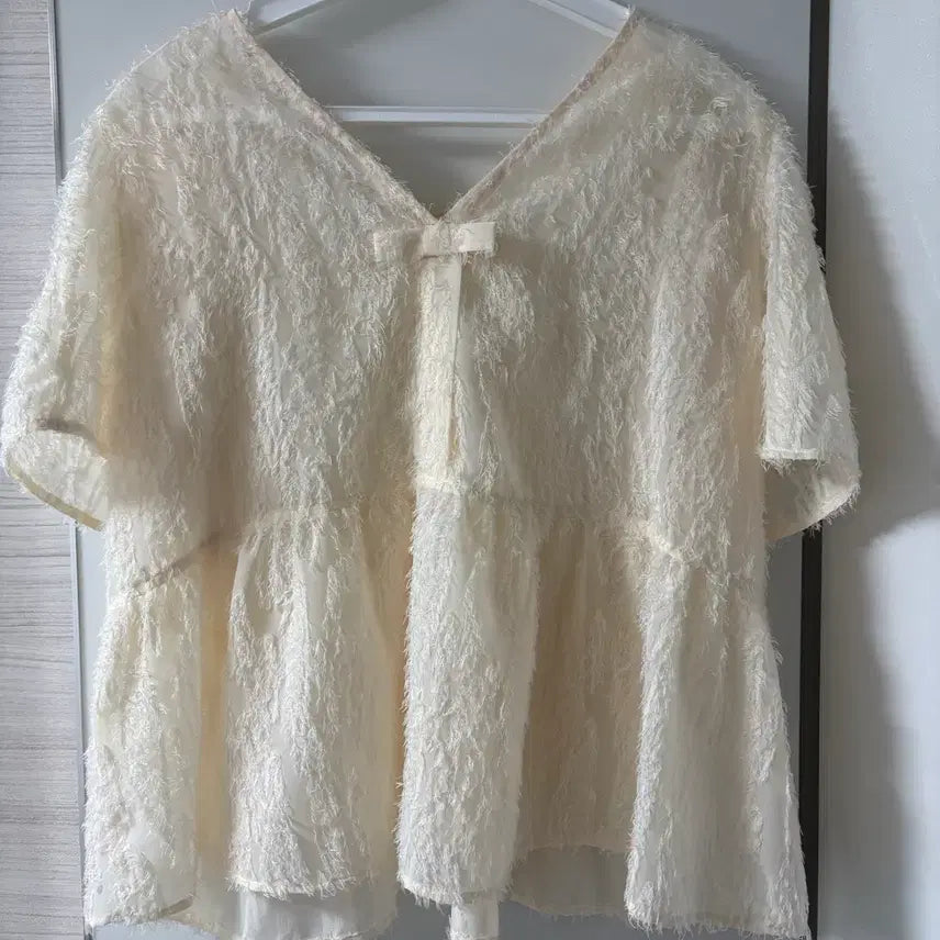 [BUNJANG] Lautre Ette Ribbon Blouse / 로트르드민 블라우스