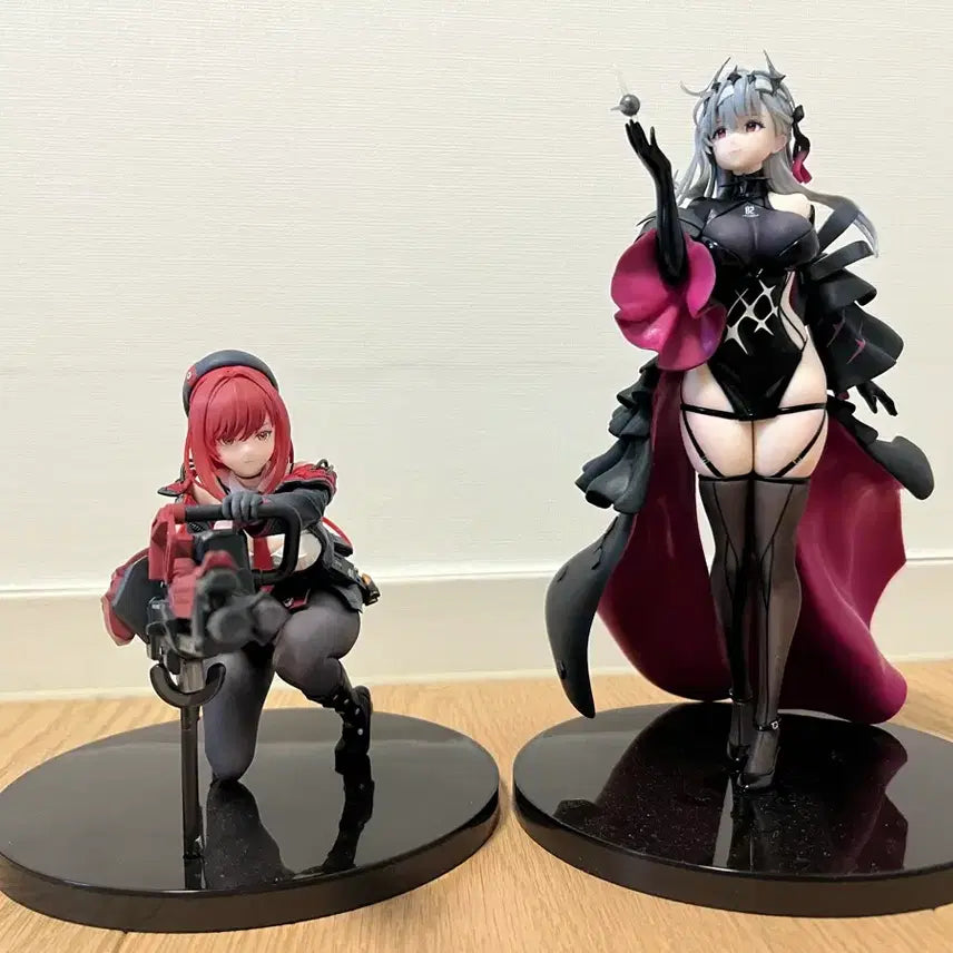 [BUNJANG] Niken Chapter 6 Kuji A Prize Raphi + Last One Modernia Set / 니케 챕터 6 쿠지 A상 라피+라스트원 모더니아