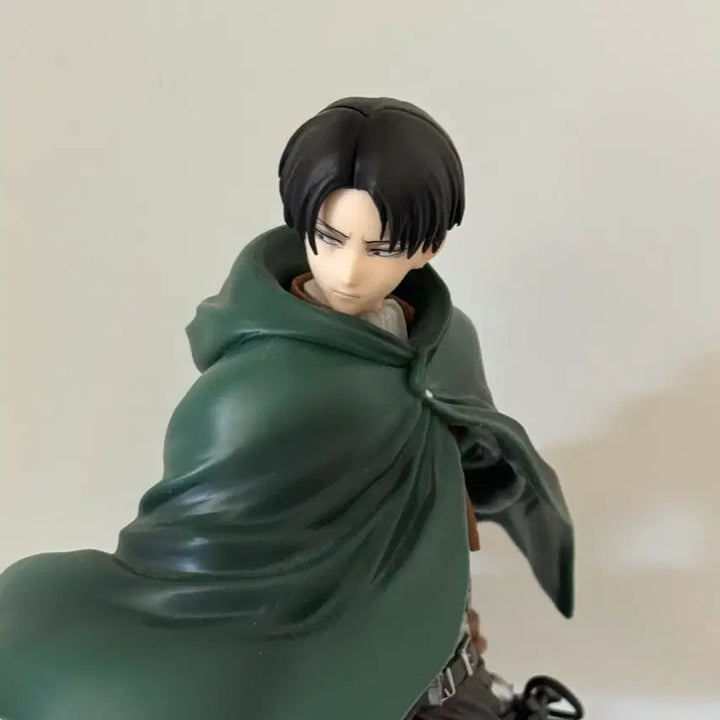 [BUNJANG] Attack on Titan Levi B Figure / (개봉)제일복권 진격의거인 리바이 B상