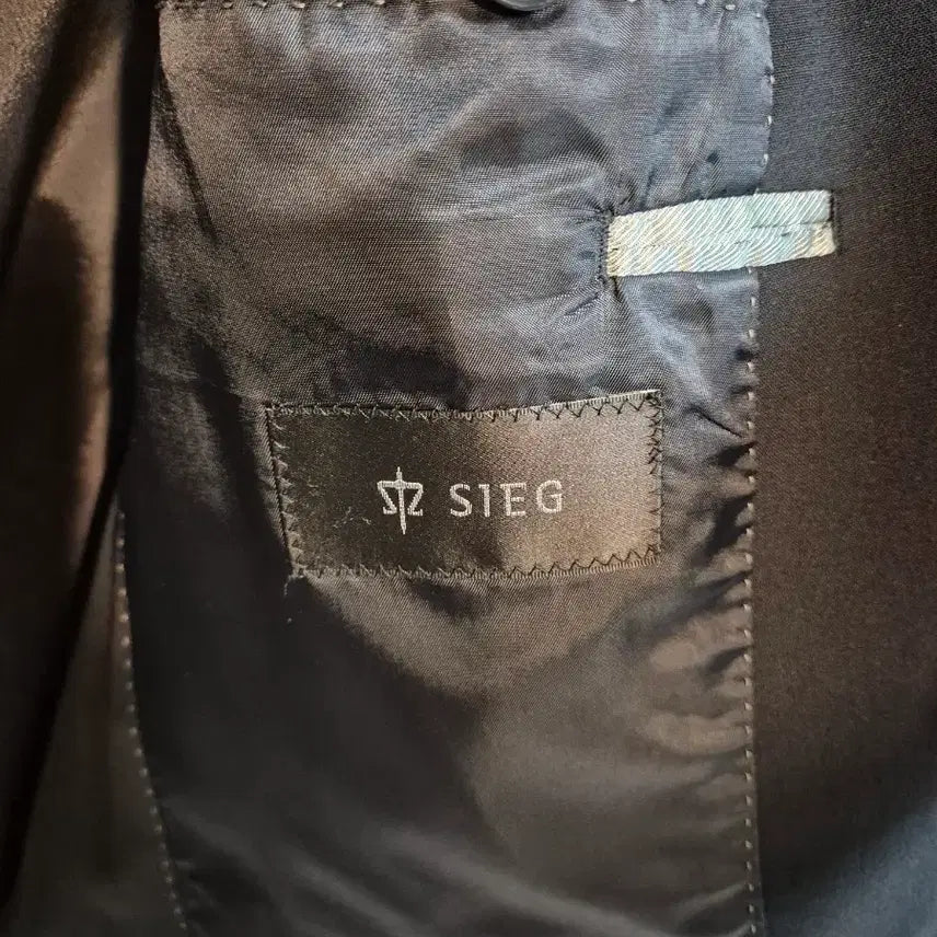 [BUNJANG] SIGE Suit Set / SIGE 지이크 정장 팝니다. 103 / 82 사이즈. 와이셔츠 포함