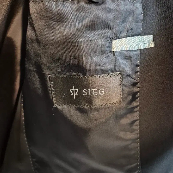 [BUNJANG] SIGE Suit Set / SIGE 지이크 정장 팝니다. 103 / 82 사이즈. 와이셔츠 포함