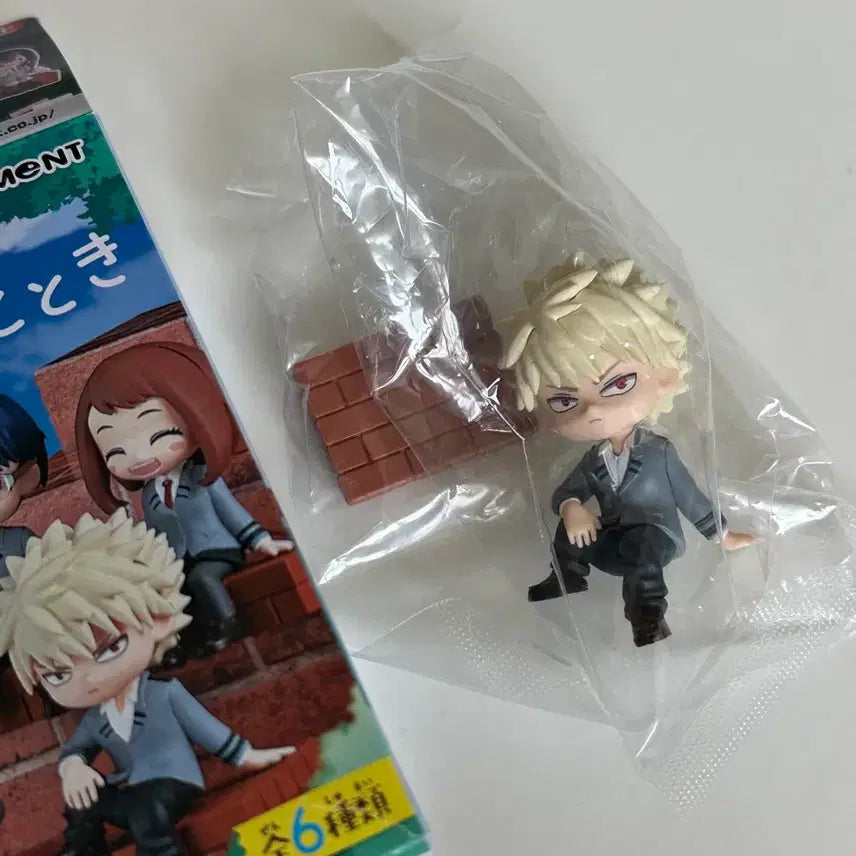 [BUNJANG] My Hero Academia Bakugo "On The Way Home" Moment Figure / 나히아 바쿠고 리멘트 집에가는길 잠시 계단 피규어 히로아카