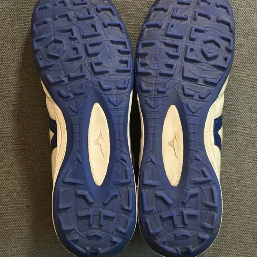 [SOLD OUT] 미즈노 모렐리아 살라 엘리트 tf 270
