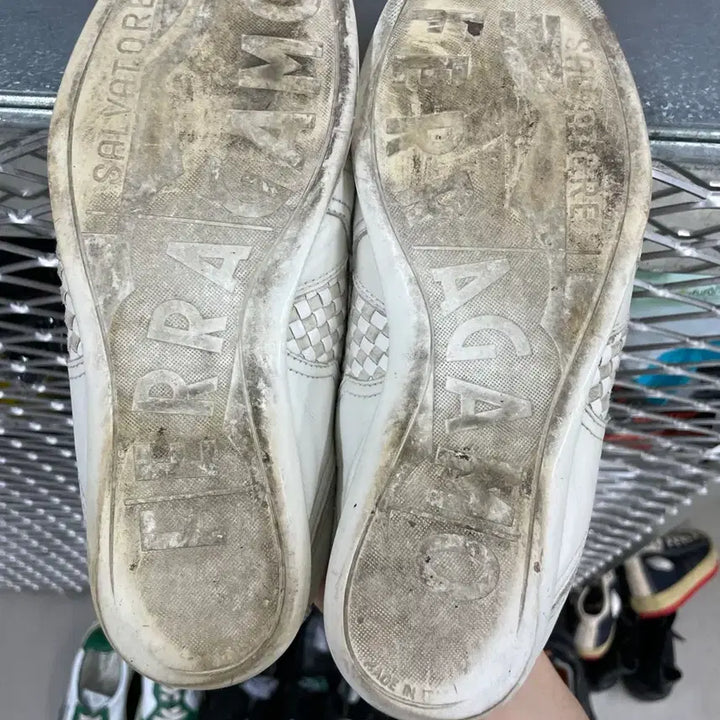 [BUNJANG] Ferragamo Intrecciato Sneakers / 페레가모 인트레치아토 스니커즈 7 (gr-4674)