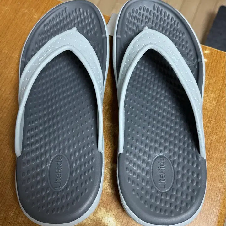 [BUNJANG] Crocs InMotion Flip-Flops 280 (M10) / 크록스 인모션 플립 쪼리 280 신품급