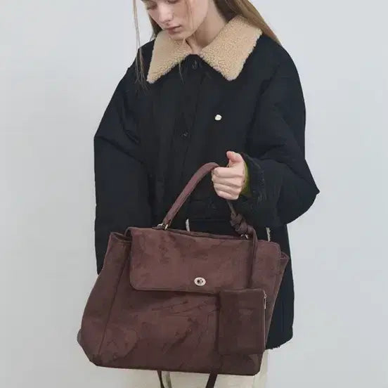 [BUNJANG] Anotheic Suede Noa Bag Brown Shoulder Bag / (무배/새상품)아노에틱 스웨이드 누아백 브라운