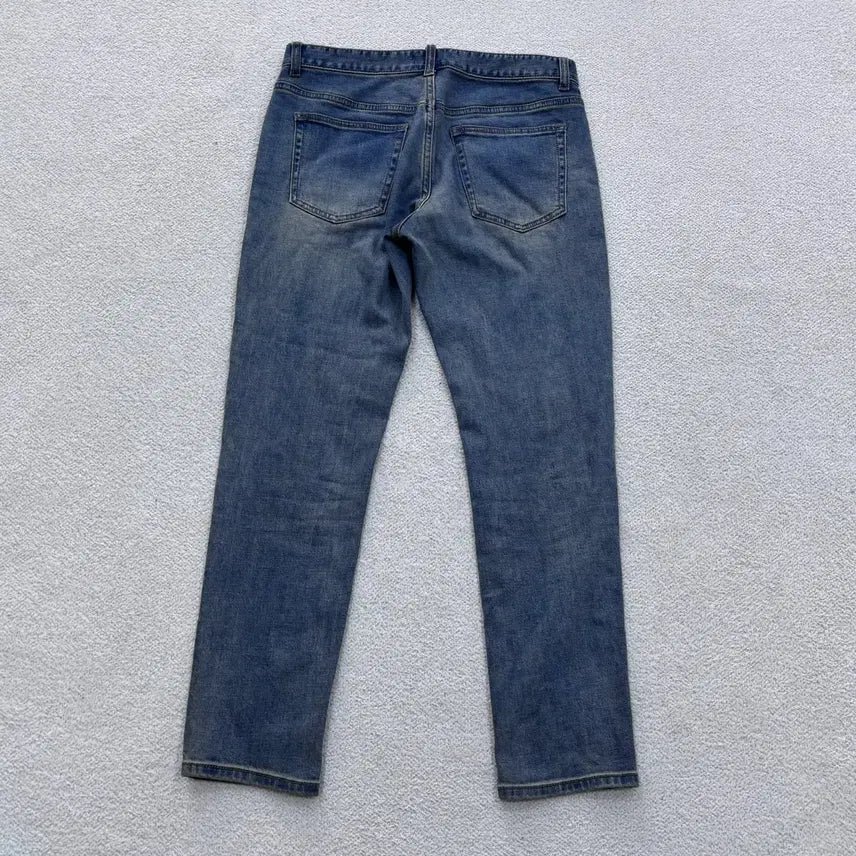 [SOLD OUT] 30 무신사스탠다드 슬림핏 데님 팬츠 0424E