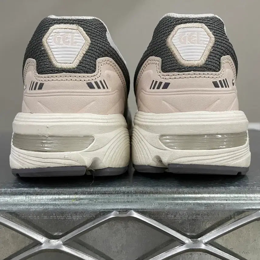 [BUNJANG] Asics Gel 1090 Indie Pink Gray Sneakers / 아식스 젤 1090 인디핑크 그레이 245 (gr-4672)