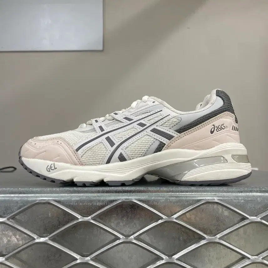 [BUNJANG] Asics Gel 1090 Indie Pink Gray Sneakers / 아식스 젤 1090 인디핑크 그레이 245 (gr-4672)