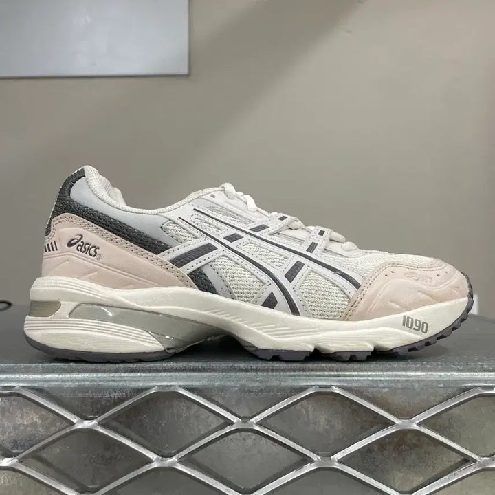 [BUNJANG] Asics Gel 1090 Indie Pink Gray Sneakers / 아식스 젤 1090 인디핑크 그레이 245 (gr-4672)